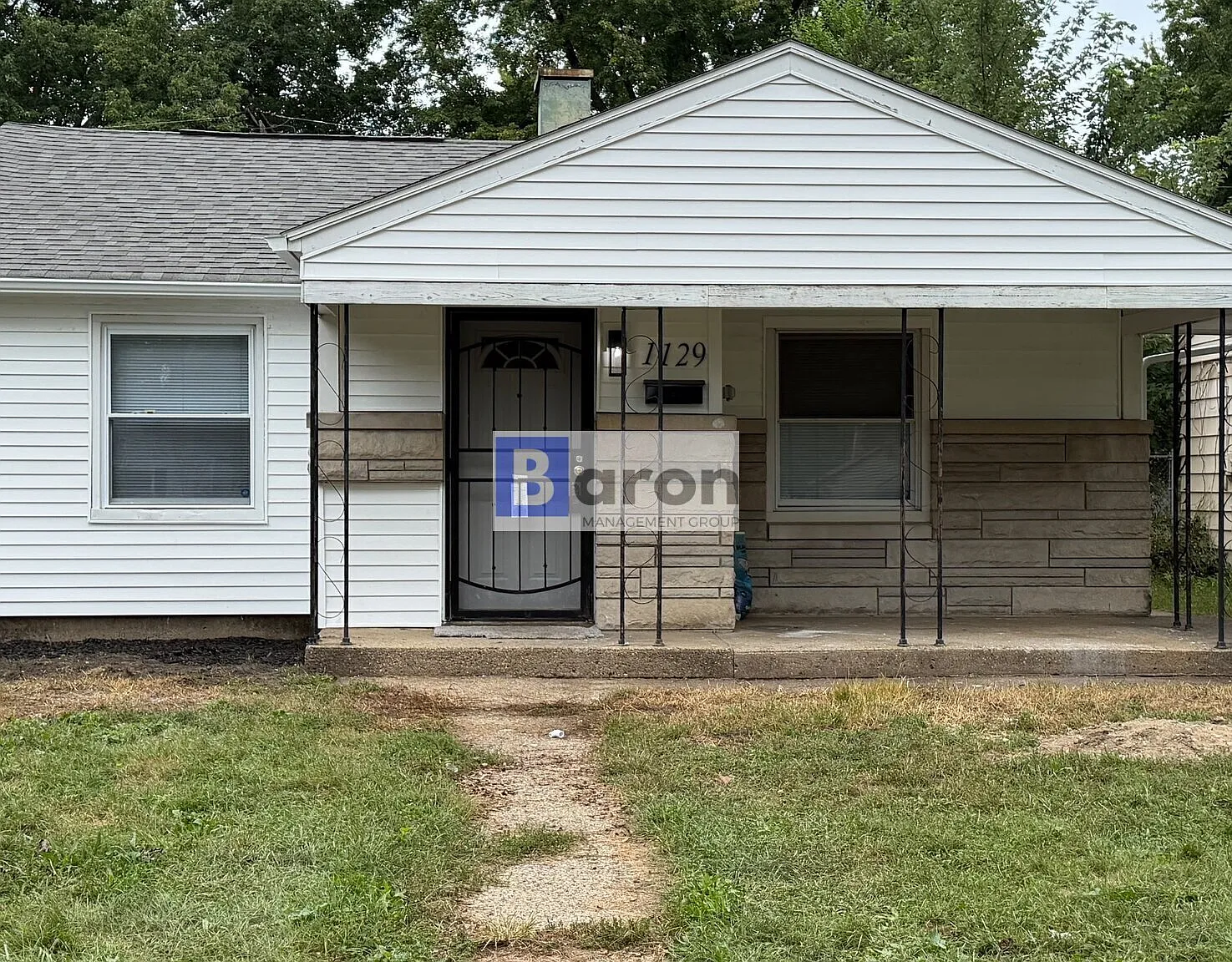 1129 Roosevelt St — Photo 1
