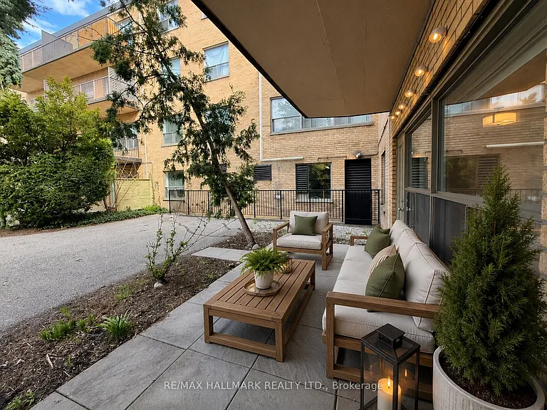 30 Upper Canada Dr #101 — Photo 13
