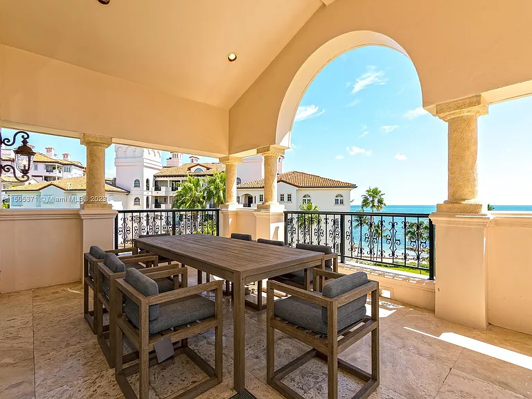 19251 Fisher Island Dr #19251 — Photo 18
