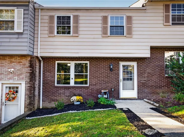109 Old Meadow Rd, Canonsburg, PA 15317
