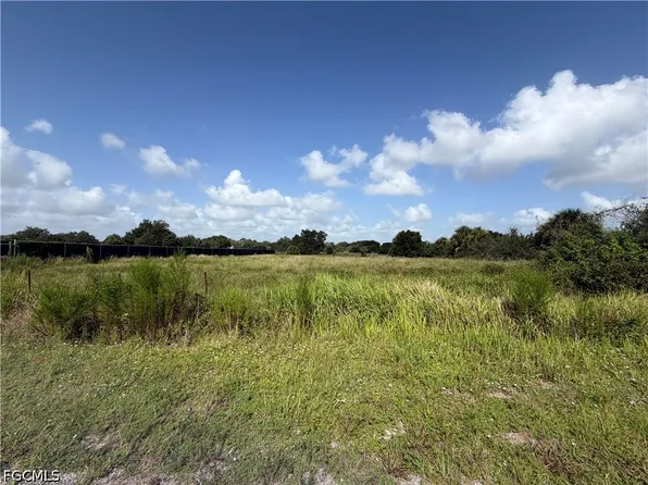 570 N Fronda St, Clewiston, FL 33440