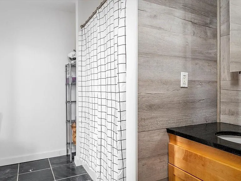 589 Atwells Ave #33C — Photo 6