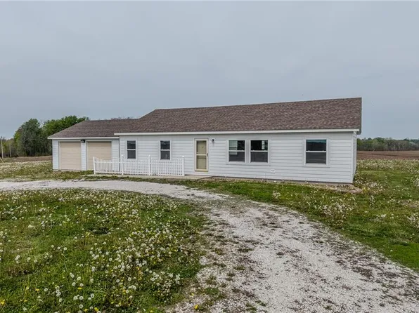 14585 Cole Ln, Lexington, MO 64067
