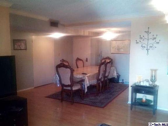 3rd image of 333 N Louise St Unit 2