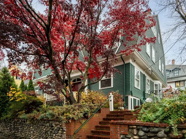 86 Avon Hill St, Cambridge, MA 02140