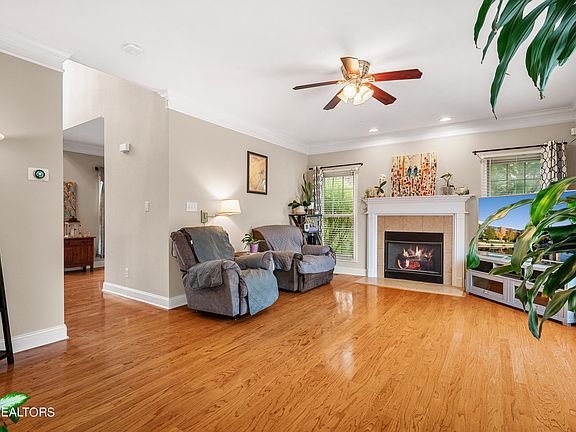 4th image of 517 Dixie Meadows Dr