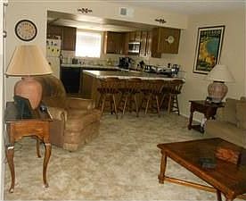 5th image of 201 Riverfront Dr Unit 20