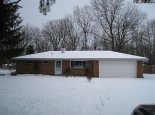 9315 Brookdale Ln, Macedonia, OH 44056