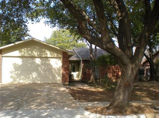 7813 Acapulco Rd, Fort Worth, TX 76112