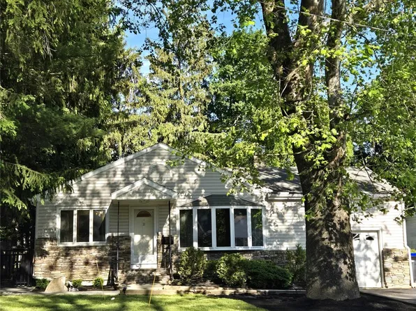 31 Whittier Boulevard, Poughkeepsie, NY 12603