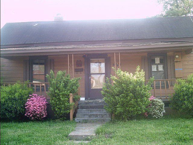 1st image of 531 Clyde St
