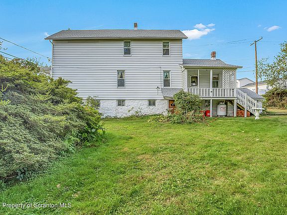 3rd image of 2 Pittston Ave