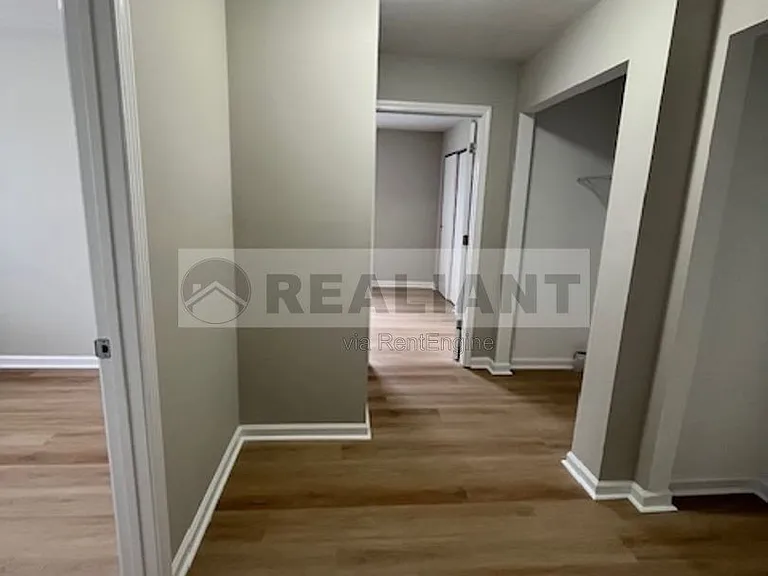32 Mary St #5 — Photo 11