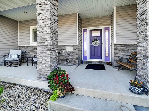 5th image of 1339 Heritage Ln