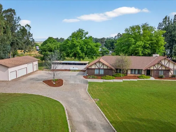 11640 E Sierra Ave, Clovis, CA 93619