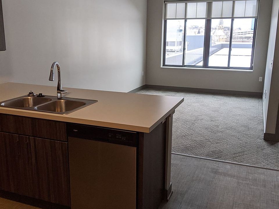 1st image of 636 1st St NW #Stockbridg