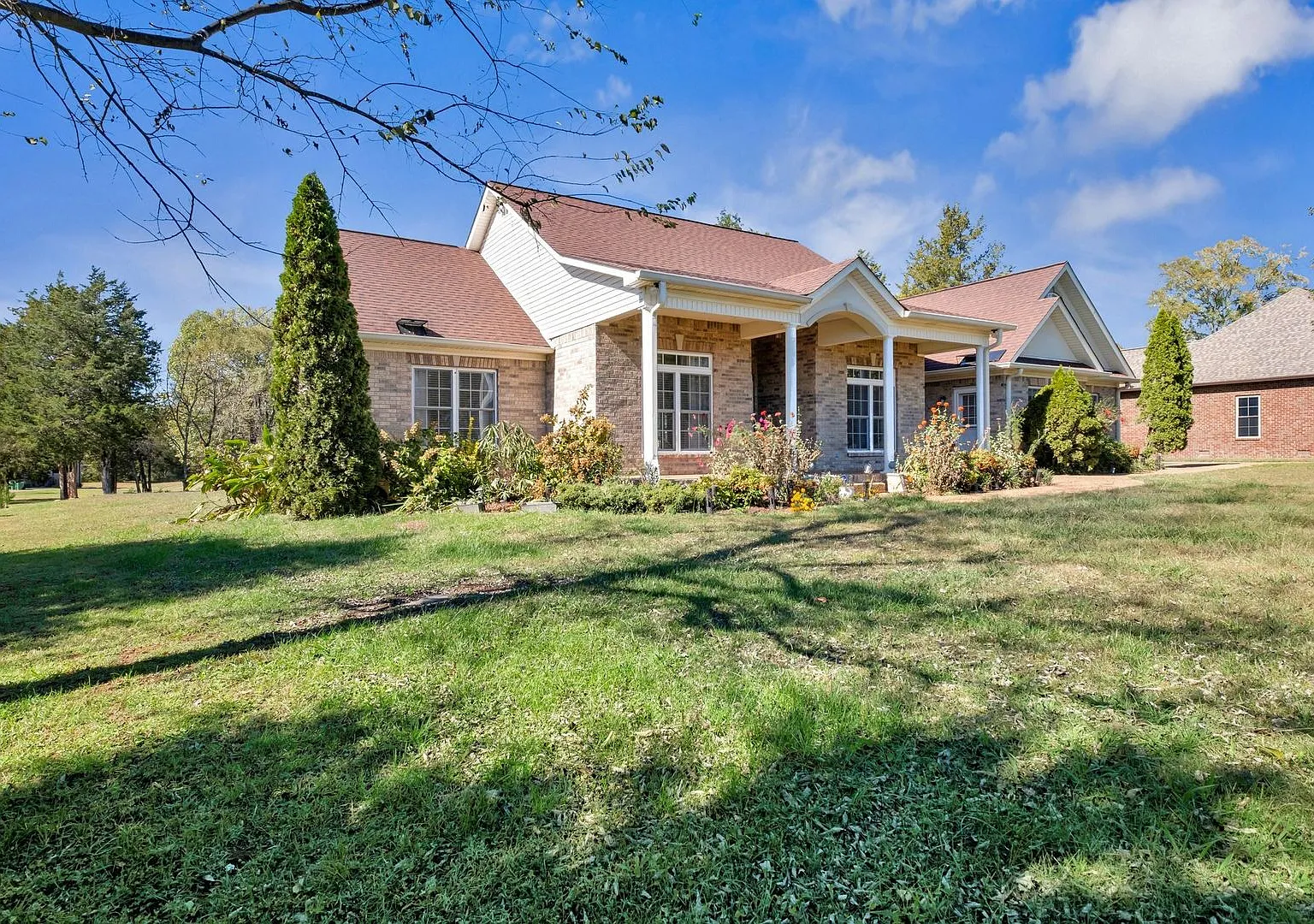 For Lease- 3 Bedroom Single-Family Home! — Photo 4