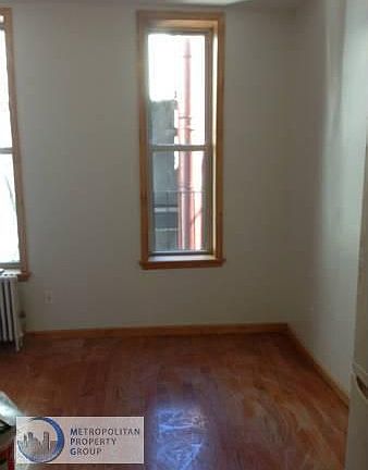 4th image of 91 E Broadway