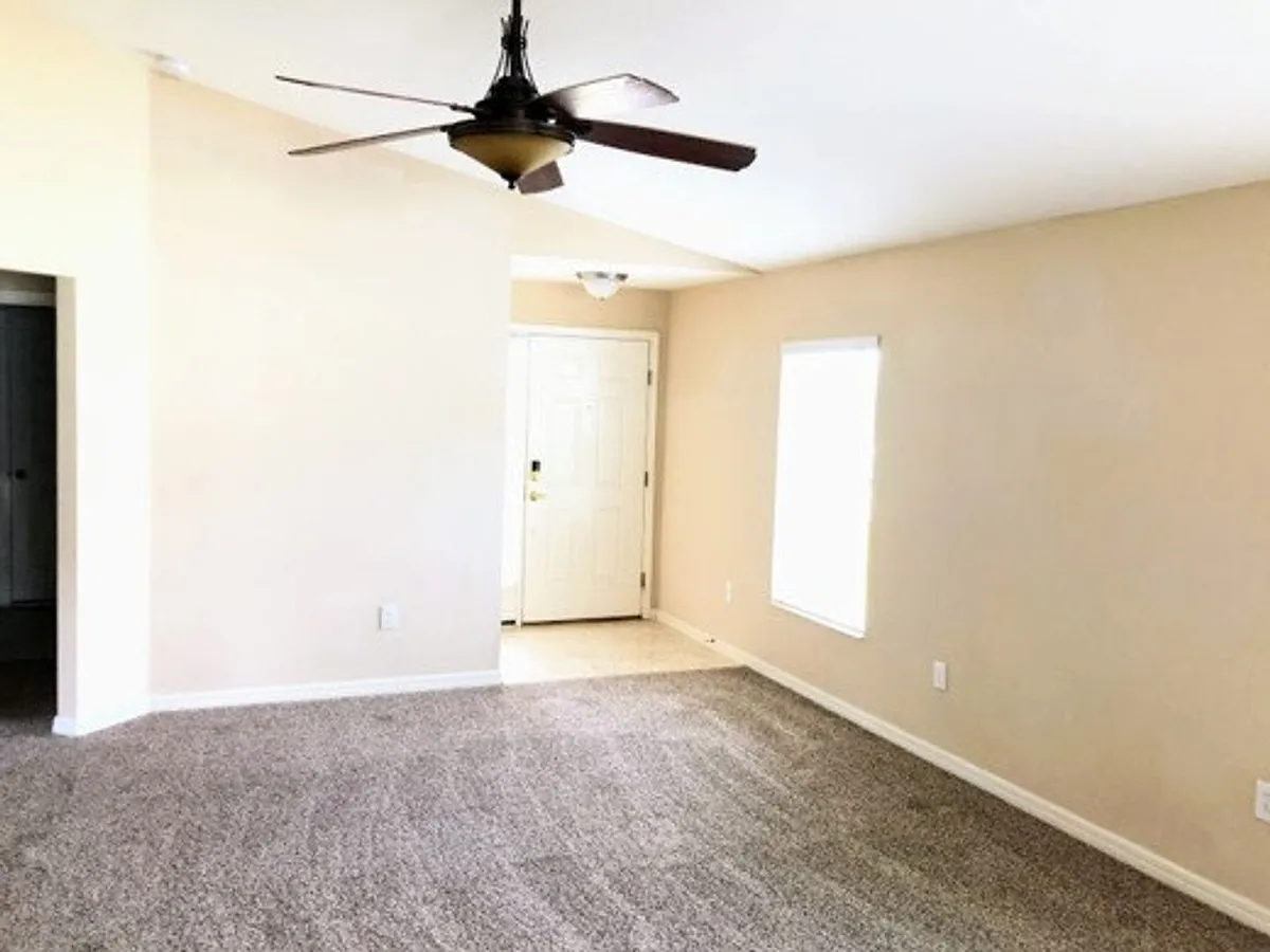 Building Photo - 8220 Midnight Sun Ct