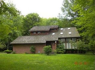 2851 Pleasant Valley Dr SW, Warren, OH