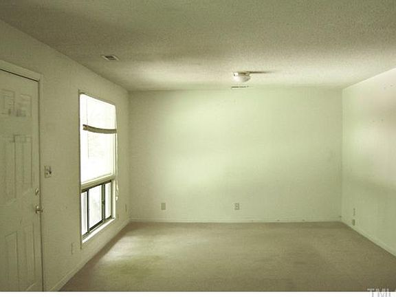 4th image of 1000 Sparrow Trl APT C