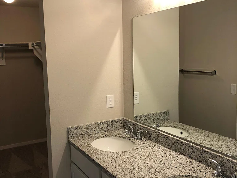 921 E Egret Rd — Photo 9