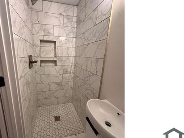 41 Michigan Ave NE #B