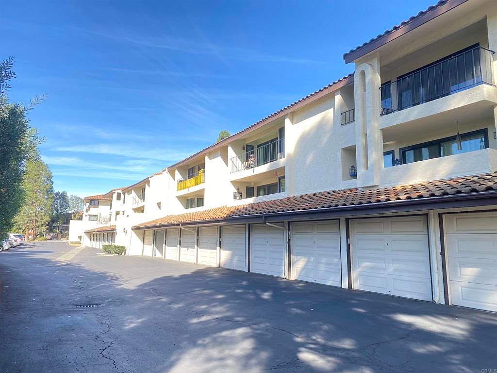 17607 Pomerado Rd Unit 107