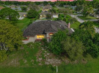 113 SW Thornhill Dr, Port Saint Lucie, FL 34984