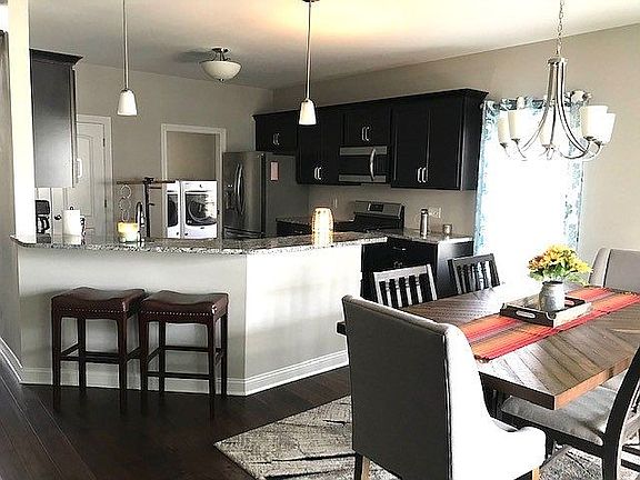 5th image of 10355 White Sand Ln #A