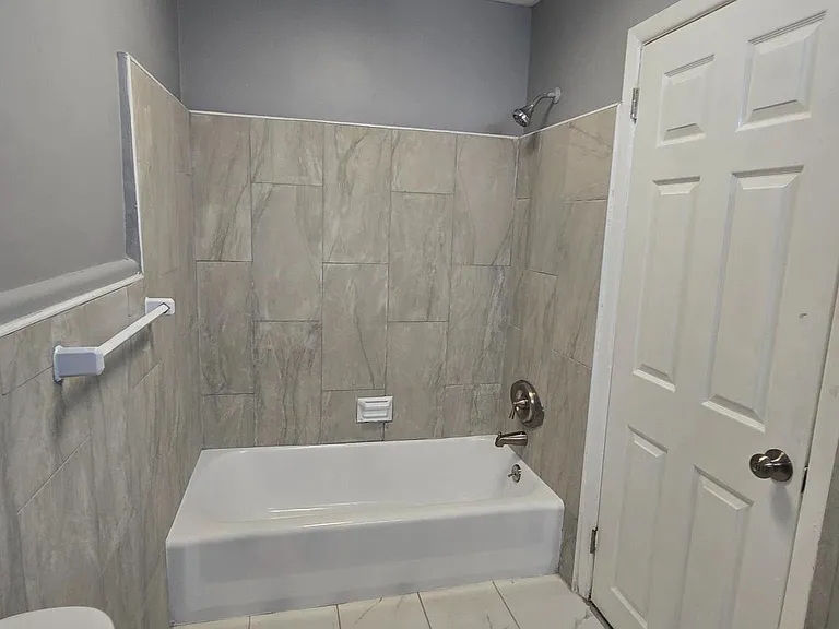 934 E Durard St #1 — Photo 7