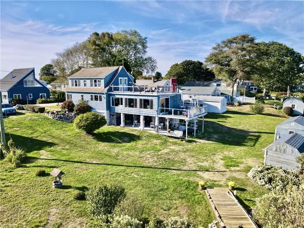 71 Wolcott Ave, Stonington, CT 06378