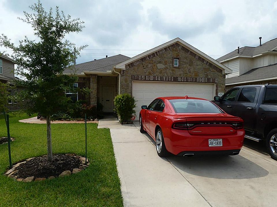 1st image of 11101 Groveshire Dr