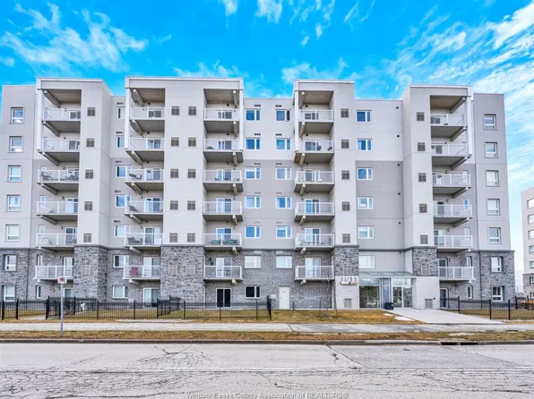 1611 Banwell Rd #615, Windsor, ON N8P 0G5