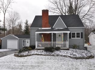 92 Schwartz Rd, Elma, NY 14059