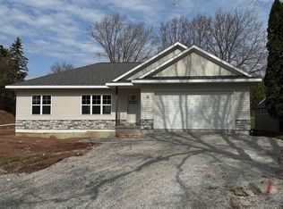 3150 E River Dr, Green Bay, WI 54301