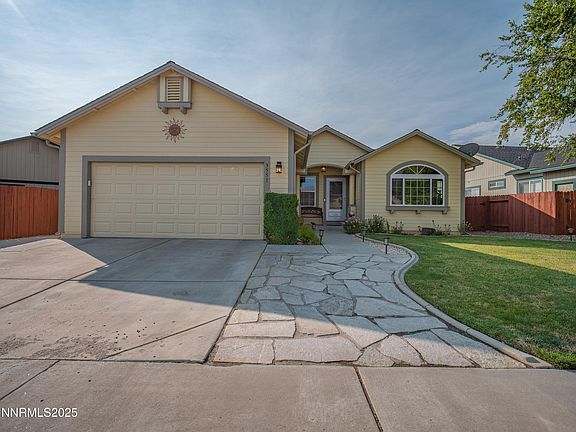 3rd image of 3551 Silverado Dr