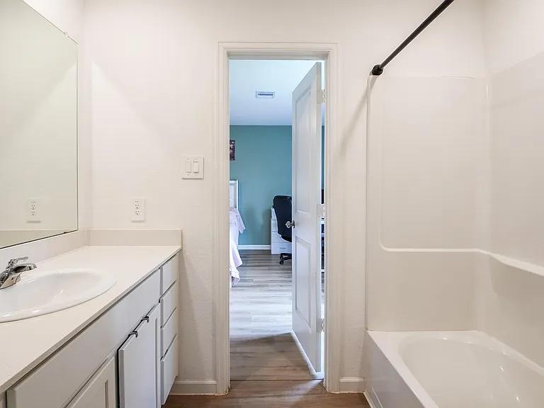 2728 Cadiz Bay Dr — Photo 27