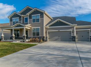 12131 S Red Clover Ln, Plainfield, IL 60585