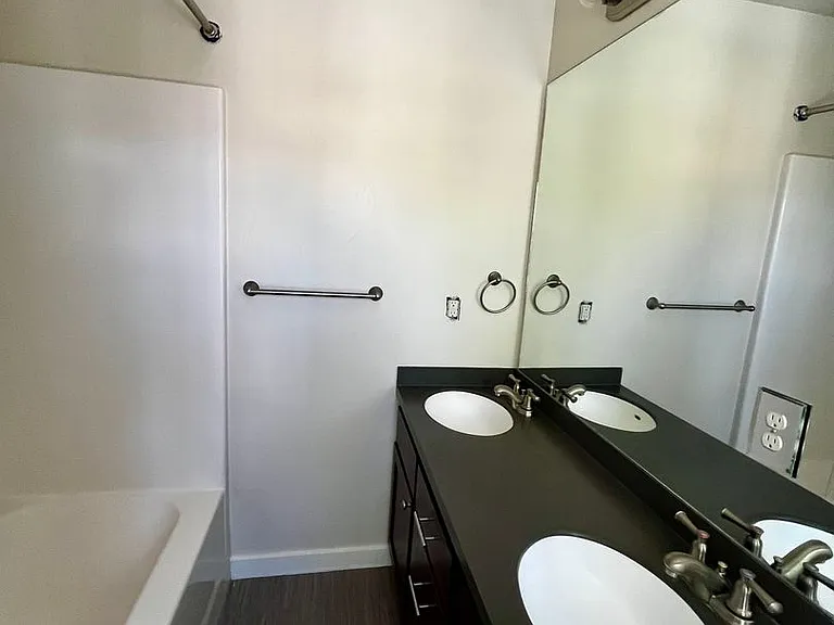 2752-96 Catalyst St — Photo 18