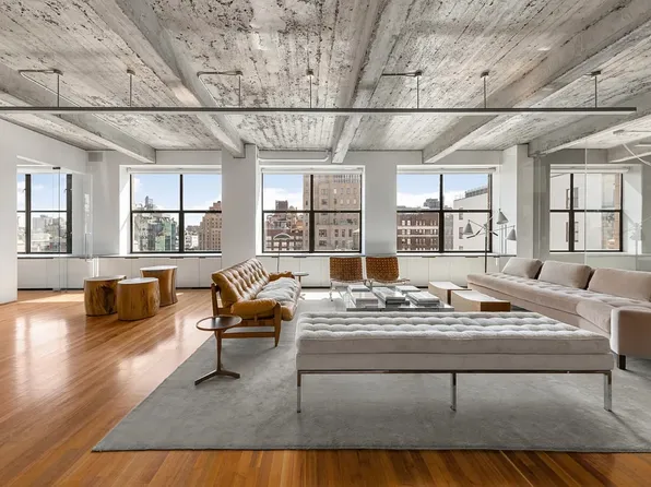 205 West 19th Street 11 image 2 of 17