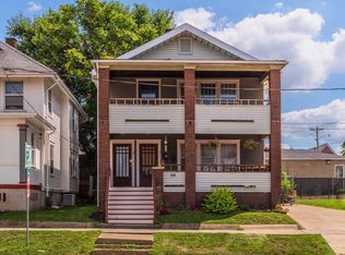 306 W Market St, Bloomington, IL 61701