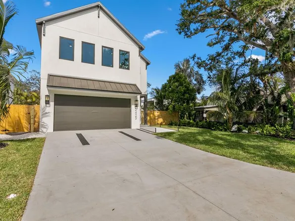 2245 Oak Terrace St, Sarasota, FL 34231