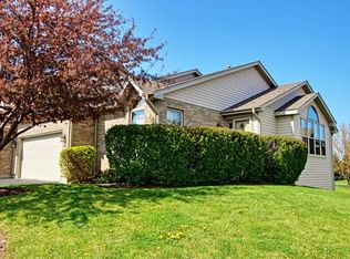 11180 Algonquin Rd, Huntley, IL 60142