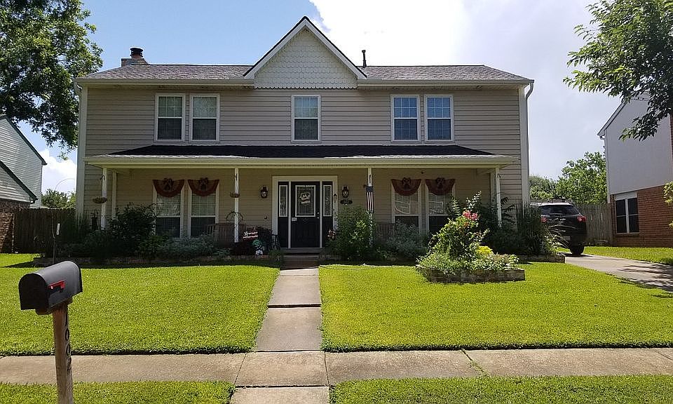 1st image of 1002 Ferndale Ln