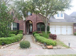 527 Newington Ln, Sugar Land, TX 77479