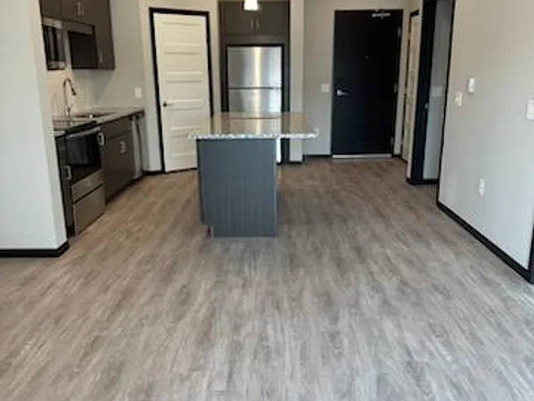 Block 25 Lofts — Photo 16