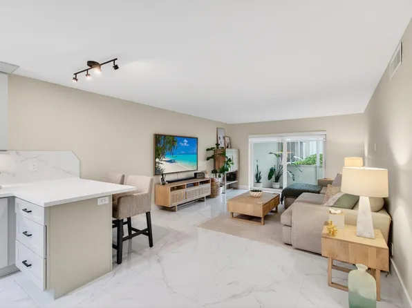 322 N Federal Hwy APT 137, Deerfield Beach, FL 33432