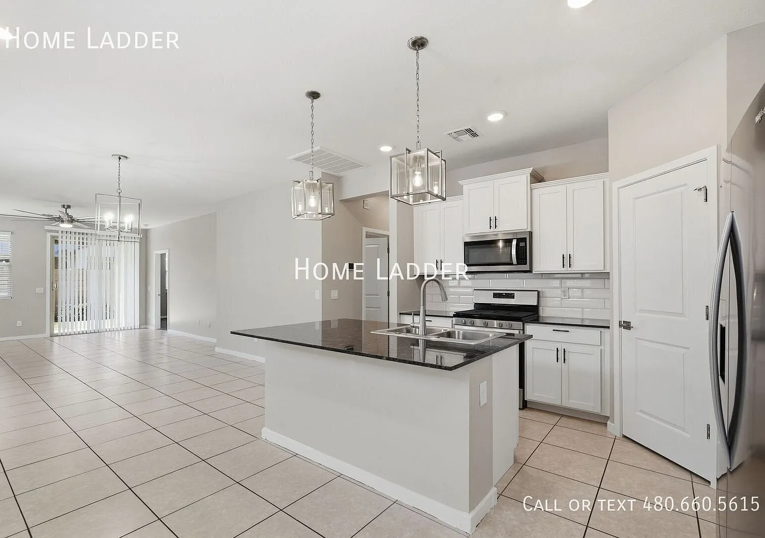 Modern and Cozy Home in Homestead at Marley Park — Photo 3