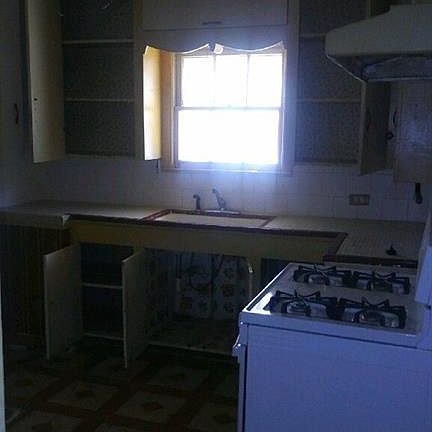 3rd image of 3721 Marigold Ave